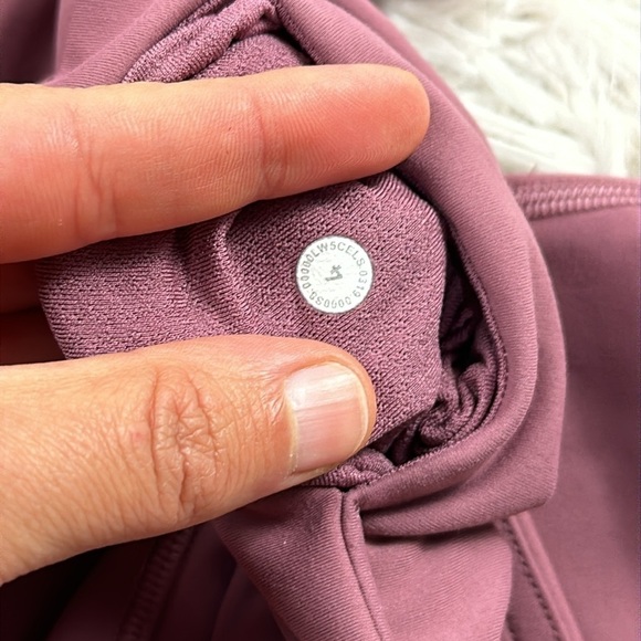 Lululemon Always On High-Rise Tight 28" *Everlux Plumful - Picture 5 of 6